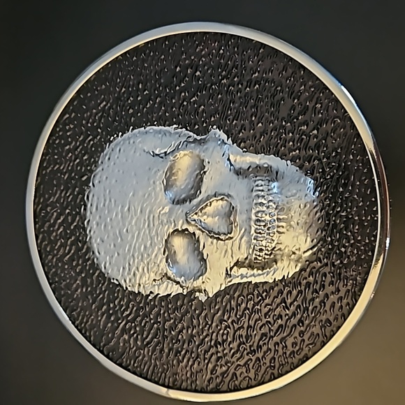 NEW vampire blood 3 wick candle with skull lid from bath and body works - Picture 2 of 4